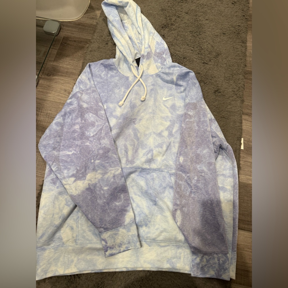 Nike Dri-FIT Hoodie in Light Blue and White